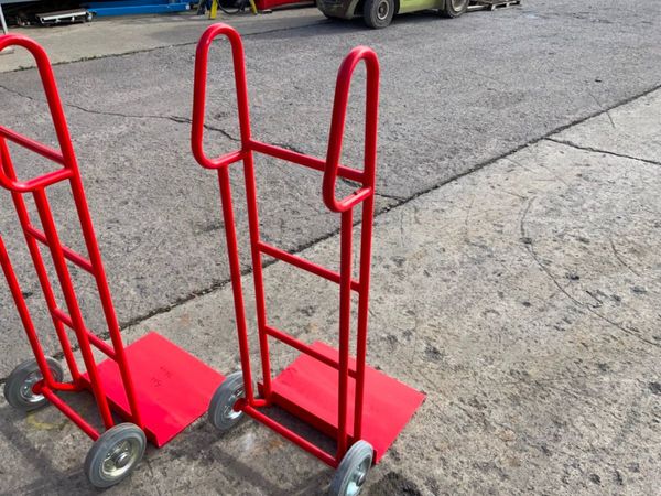 UNUSED SACK BARROWS / HAND TROLLEY......978t. 365742098