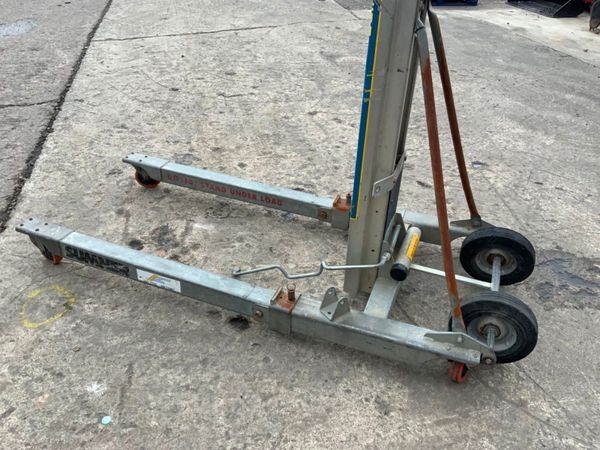 2015 SUMNER 2020 MANUAL MATERIAL HOIST...920. 365758204
