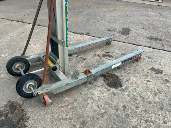 2015 SUMNER 2020 MANUAL MATERIAL HOIST...920. 365758202