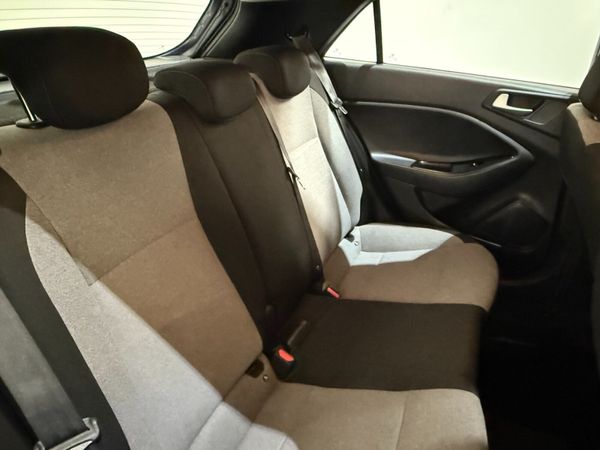 Hyundai i20 1.2 Deluxe - Manual Only 92km 365759345