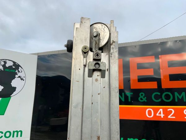 2017 SUMNER 2124 MATERIAL HOIST.......913t. 365759896