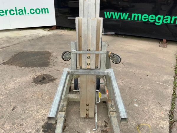 2017 SUMNER 2124 MATERIAL HOIST.......913t. 365759897