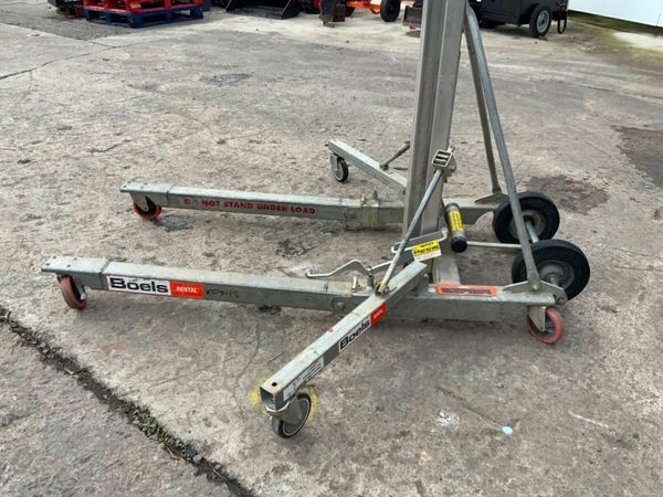2017 SUMNER 2124 MATERIAL HOIST.......913t. 365759913