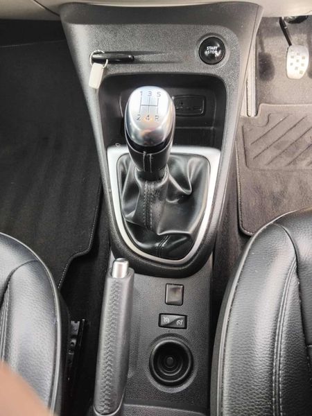 🚗 FOR SALE: Renault Captur GT LINE – Top Spec! 🚗 365768526