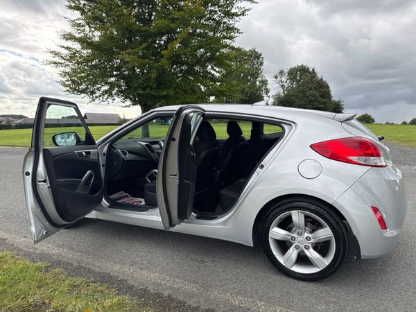 Hyundai Veloster 2012 1.6 Low Mileage 365769130