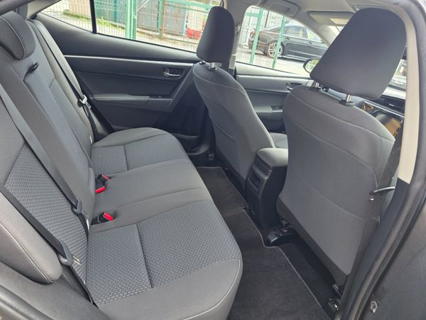 Toyota Corolla 2017 Luna Petrol 365761017