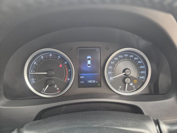 Toyota Corolla 2017 Luna Petrol 365761029