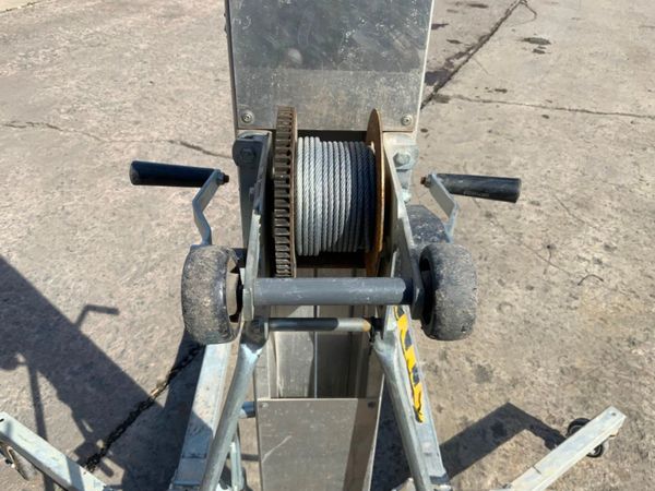 2017 SUMNER 2118 MATERIAL HOIST / / LIFT .....919 365761891