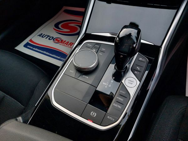 BMW 330e Pro **NEW NCT* 2019 365777100