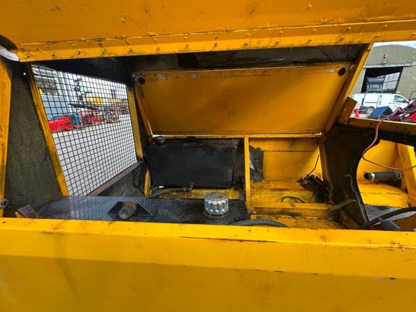 Generator 365770340