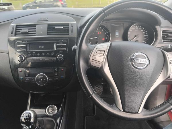 Nissan Pulsar 2016 365770791