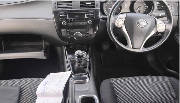 Nissan Pulsar 2016 365770802