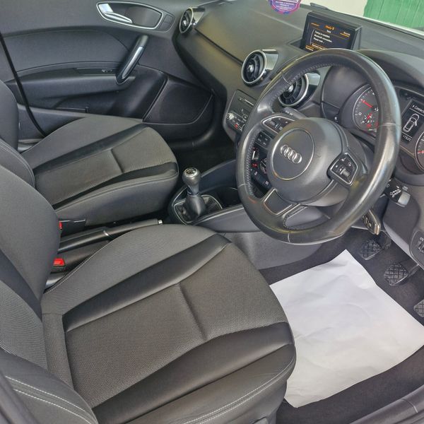 Audi A1 2017 365773147