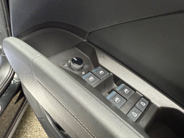 Audi Q4 E E-tron 2022 40 Advanced 365797658