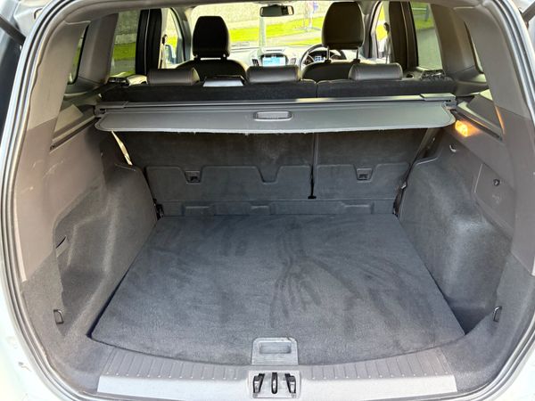 SUPER RARE PETROL ST-LINE KUGA 365793246