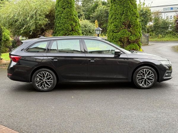Now Reserved! Stunning 212 Skoda Octavia Estate! 365806328