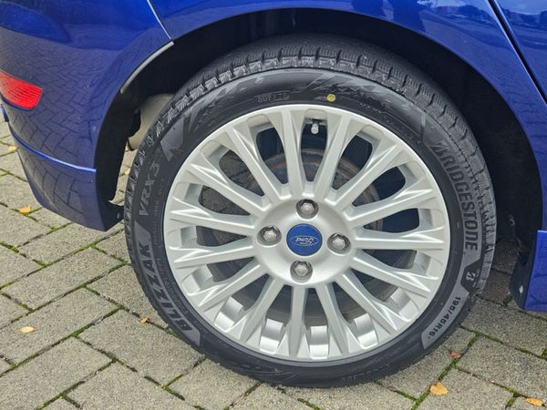Ford Fiesta 1.0 PETROL AUTOMATIC ST LINE * HIGH SP 365809840