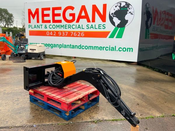 SKID STEER BACK ACTOR  / DIGGER JIB........ 365817119
