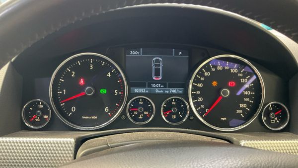 Volkswagen Touareg V10 5L Diesel 365837276