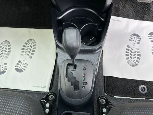 Toyota Yaris (Vitz) 2018  Push start immobiliser 365831712