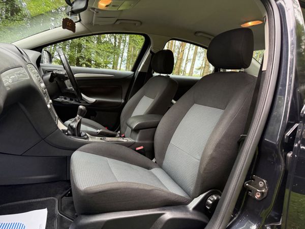 Ford Mondeo 2008 1.6 ZETEC 365857744
