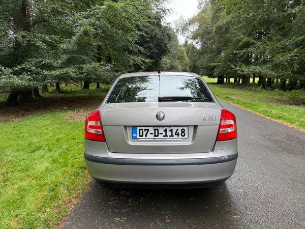 Skoda Octavia 2007 1.4 Dual Zone 365858528