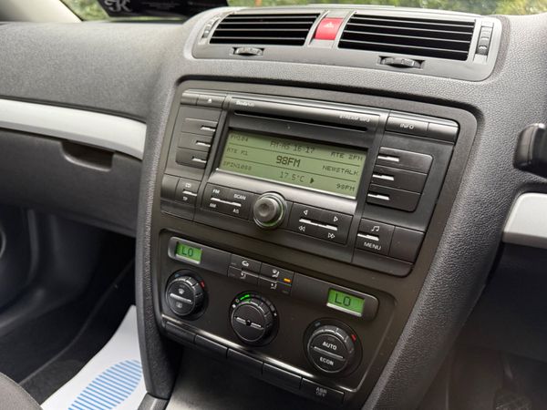 Skoda Octavia 2007 1.4 Dual Zone 365858537
