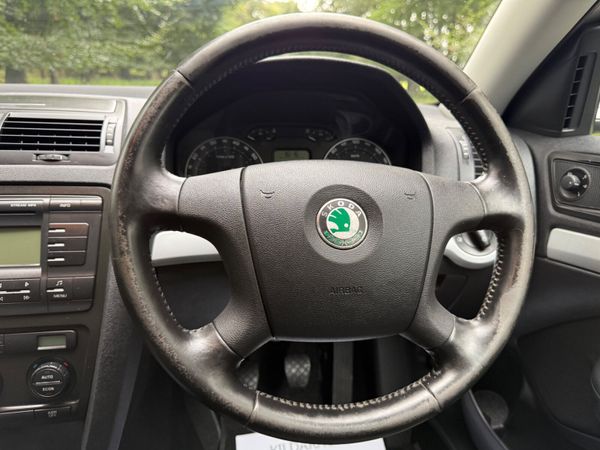 Skoda Octavia 2007 1.4 Dual Zone 365858530