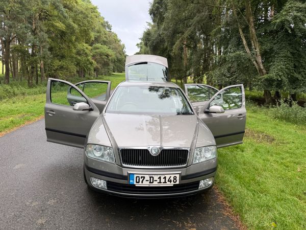 Skoda Octavia 2007 1.4 Dual Zone 365858579