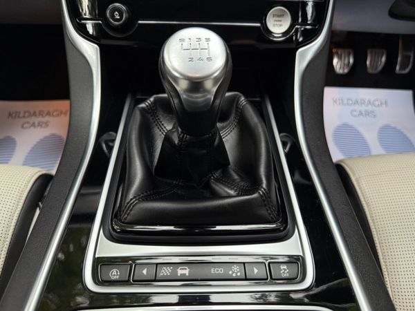Jaguar XF 2018 R Sport Stunning Car 365877740
