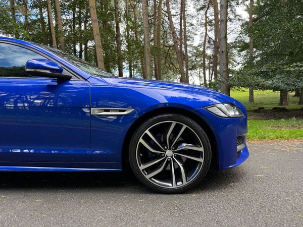 Jaguar XF 2018 R Sport Stunning Car 365877767