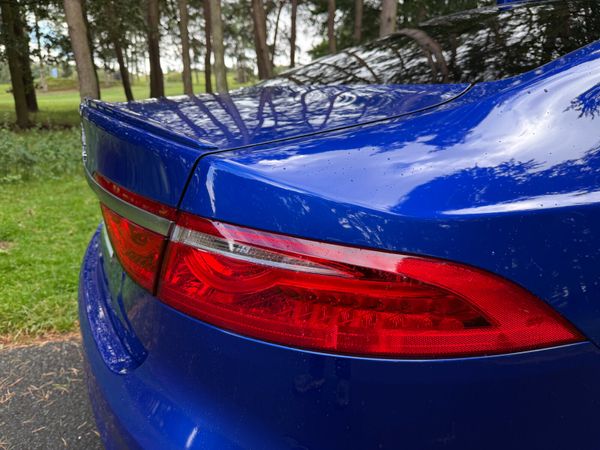 Jaguar XF 2018 R Sport Stunning Car 365877763