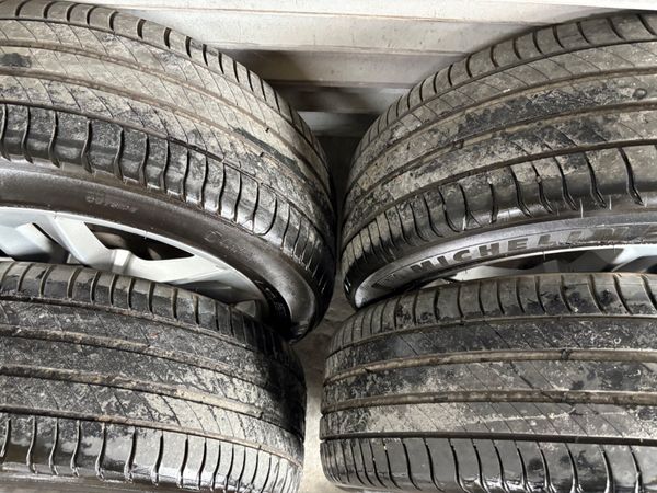 Audi A4 17” Alloys 365898342