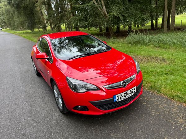 Opel Astra 2012 2.0 Diesel SRI 365939948