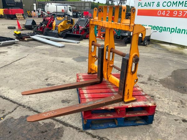 JCB TELEPORTER FORK CARRIAGE.......3933. 365956428