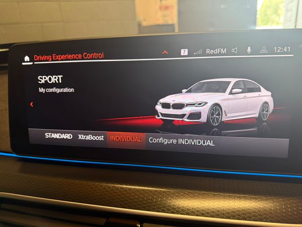 BMW 530E M-Sport Plus ** V Low Klms ** 365959814