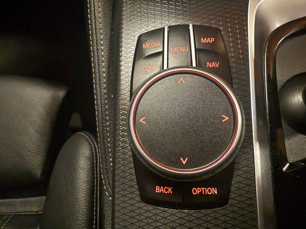 BMW 530E M-Sport Plus ** V Low Klms ** 365959812