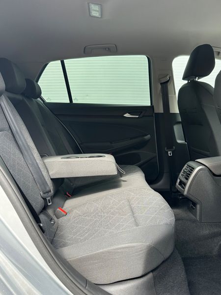 211 VW Golf MK8 2.0TDI 365974009