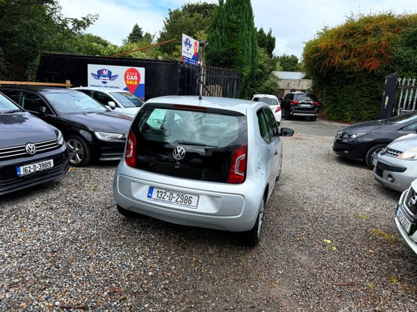 Volkswagen up! 2013 365979535