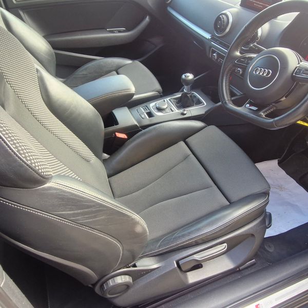 Audi A3 2.0tdi s line sport 365984211