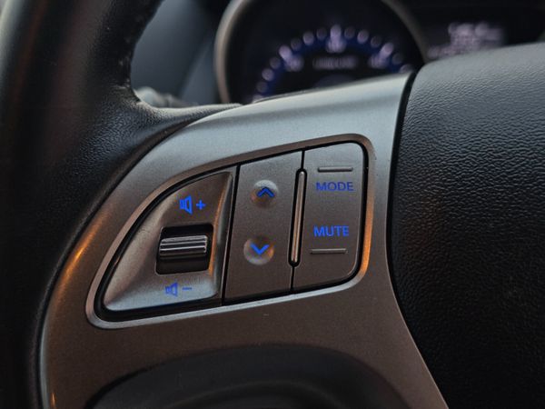 Hyundai ix35 2012 366021130