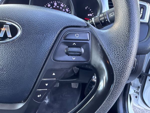 Kia Ceed 2018 EX 1.6 Diesel Low mileage 366037735