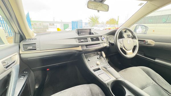 Lexus CT 1.8 Hybrid 2015 366040517