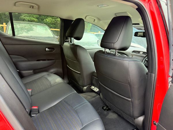 NISSAN LEAF 110KW 39KWH N-CONNECT 366054684