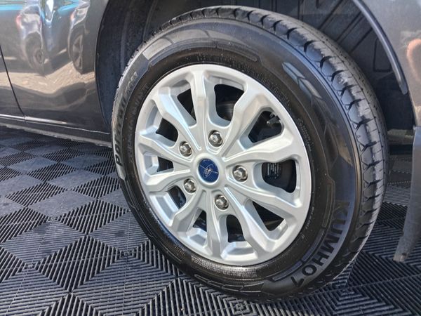 Ford Transit 2021 366059136