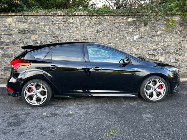 Ford Focus ST3 185HP 2016 366053623