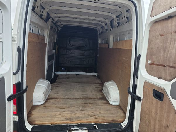 Volkswagen Crafter 2020 366068590