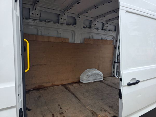 Volkswagen Crafter 2020 366068591