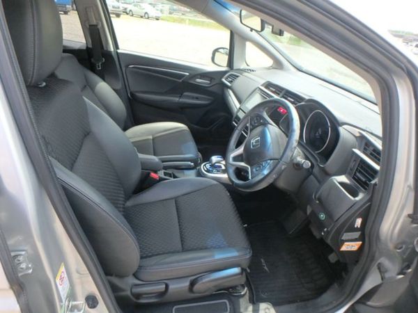 2014 Honda Fit 1.5 Hybrid LOW KMS 366116102