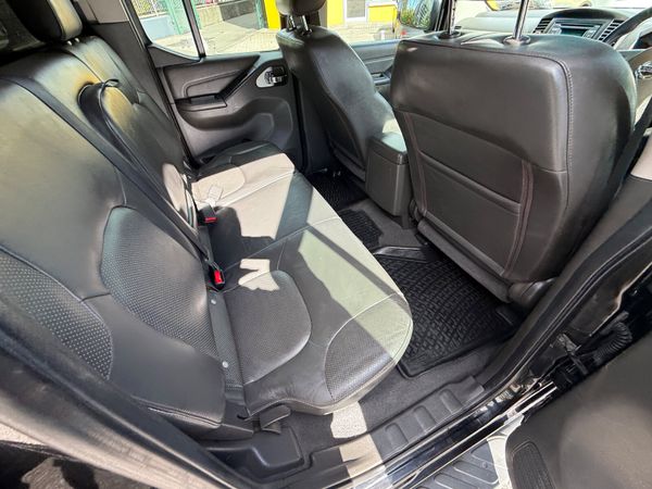 Nissan Navara 2.5 Diesel Tekna 366119062